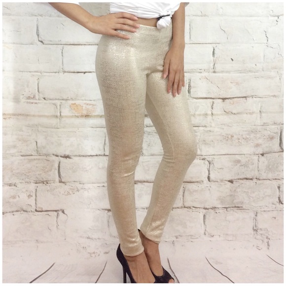 Cream/Gold Leggings - Picture 2 of 6